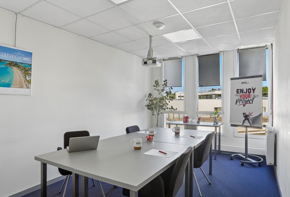Salle d'entretien Immoffice - centre d affaires Vannes - Tenenio